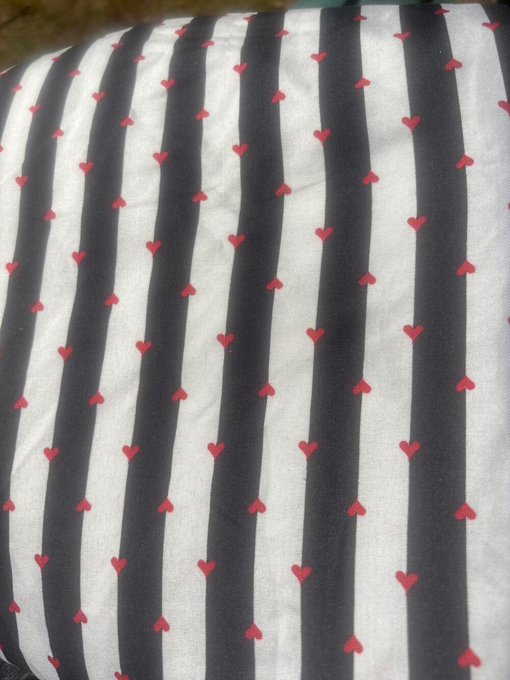 Betsey Johnson Wonderland Stripe Sheets With Hearts Wrinkle Free Microfiber FULL